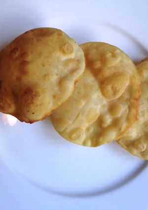 A picture of Poori (Deep Fried Indian Flatbread) पूरी.
