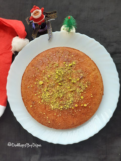 A picture of Semolina Cake.