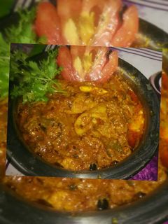 ओस्टर मशरुम कढ़ाई (Oyster mushroom kadhai recipe in hindi) रेसिपी मुख्य फोटो