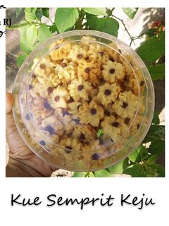 Foto resep Kue Semprit Keju