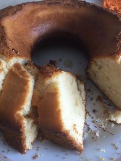 Una foto de Bizcochuelo fácil, rico y súper esponjoso sin huevo