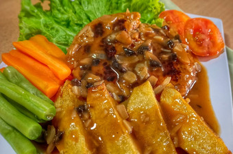 Resep Steak Tempe dg Saus Jamur Anti Gagal