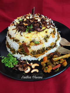 વેજ. બિરયાની(Veg. Biryani recipe in Gujarati) રેસીપી મુખ્ય ફોટો