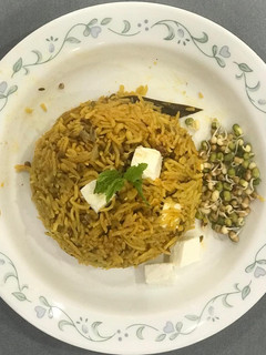 A picture of Sprout pulav.