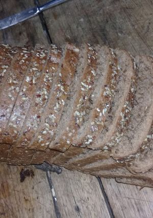 Una foto de Pan integral con mix de semillas!!!🍞