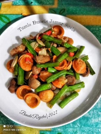 Langkah Gampang Menyiapkan Resep 357. 🥗 Tumis Buncis Jamur Sosis yang Lezat Anti Ribet, Uenak Banget