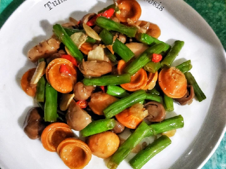 Langkah Gampang Menyiapkan Resep 357. 🥗 Tumis Buncis Jamur Sosis yang Lezat Anti Ribet, Uenak Banget