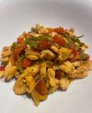Pollo con almendras y verduras estilo oriental