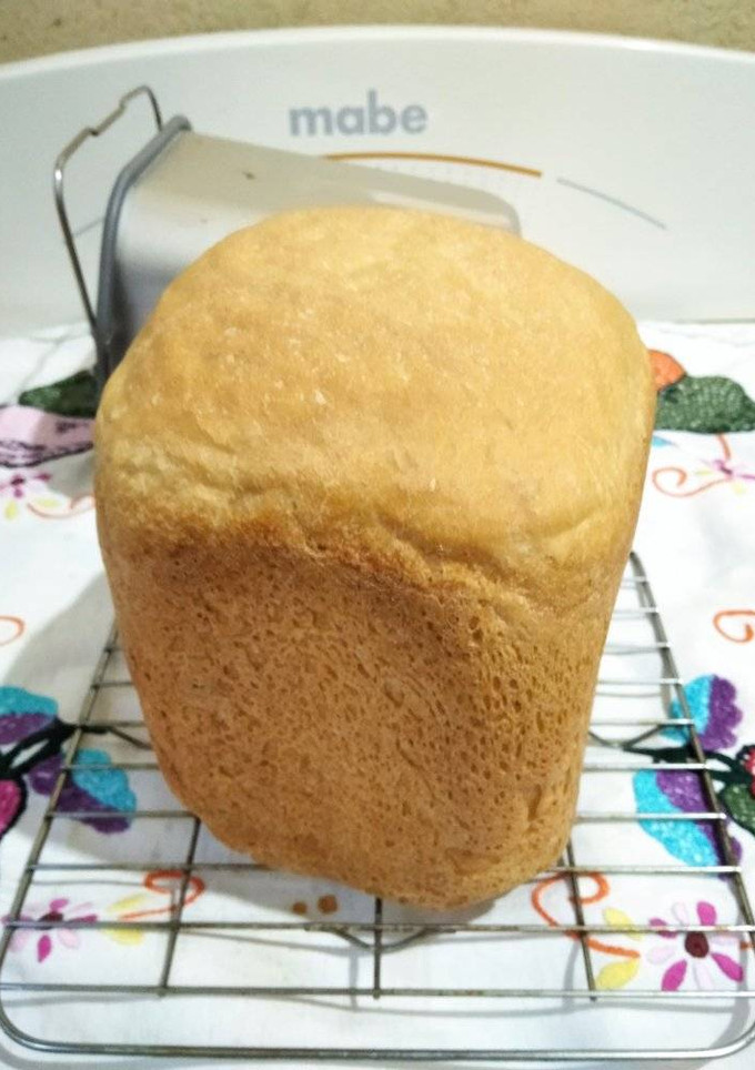 Una foto de Pan para sándwich en máquina de pan