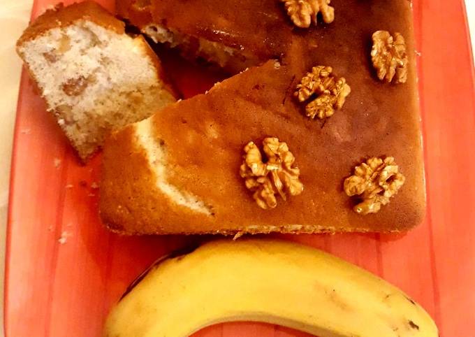 Easiest Way to Prepare Any-night-of-the-week Walnut &amp; Banana Cake