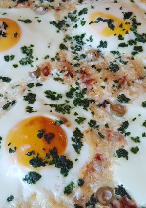 Une photo de Pizza à l'oeuf au plat