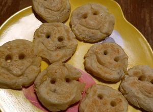 Una foto de Papitas monstruosas de carita caseras APTO APLV APTO BEBES + 6 MESES