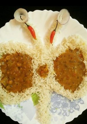 A picture of Lauki dal with Rice.