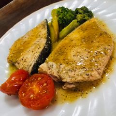 A picture of Blue Marlin Steaks • Fish in Peppery Lemon - Butter - EVOO Sauce.