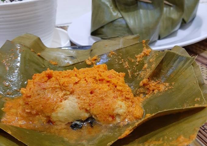 Langkah Mudah untuk Menyiapkan Pepes Ayam Bumbu Rujak, Lezat