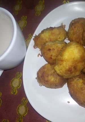 A picture of Yam balls.