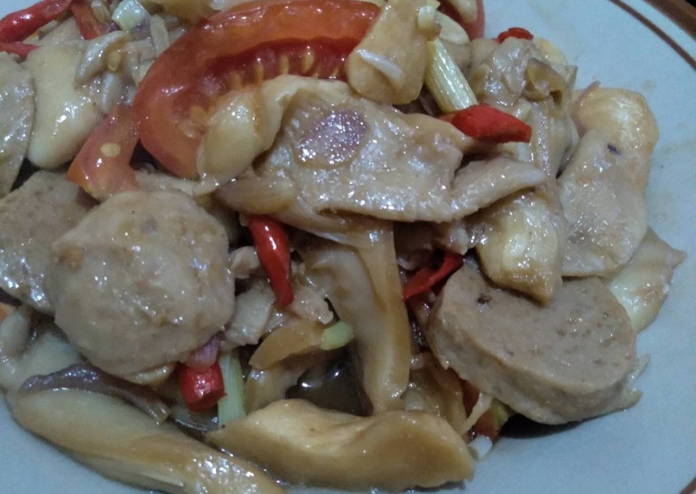 Oseng jamur tiram dan pentol bakso