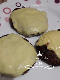 عکسی از دستور همبرگر و خیارشورخانگی