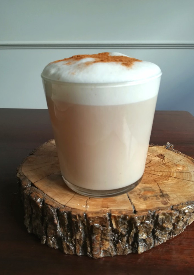 Una foto de Iced Chai Latte