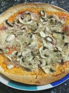 Una foto de Pizza individual