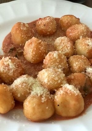 Una foto de Ñoquis rellenos de muzzarella 👩🏻‍🍳