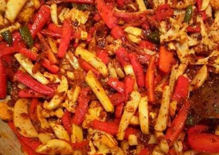 Recipe of Speedy Gobhi Gazar Achar