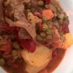 A picture of Carne a la criolla.