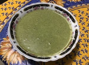 Une photo de Velouté de blettes et courgettes