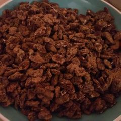A picture of Sugared Holiday Pecans.