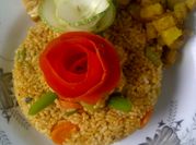 Gambar garnish mawar dari tomat