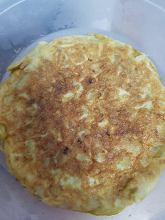 Una foto de Tortilla de Patatas con Cebolleta