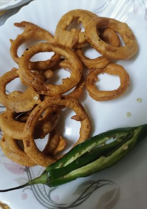 A picture of Onion Ring pakora.