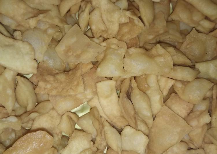 Keripik terigu murmer