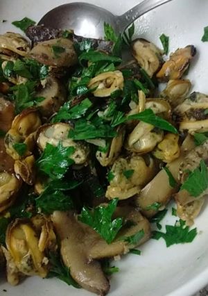 Una foto de Mejillones a la Provenzal con Champignones