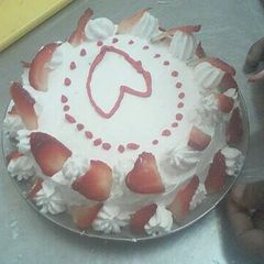 A picture of Creamed cake.