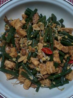 Foto resep Oseng-oseng kacang panjang dan tempe