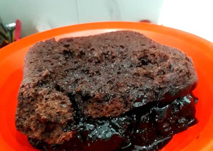 Brownies kukus /bolu kukus super lumer nutricake saus beng beng