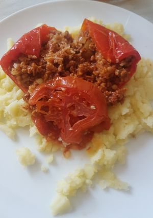 Una foto de Punjene paprike