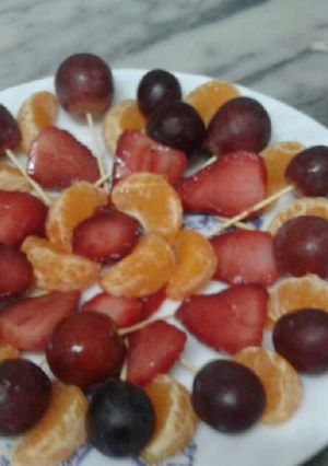 صورة لوصفة فواكه مشكلة للسهرة