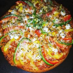 A picture of Veg pizza.