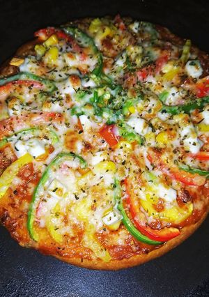 A picture of Veg pizza.