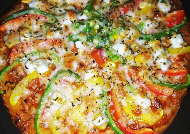 Simple Way to Prepare Homemade Veg pizza