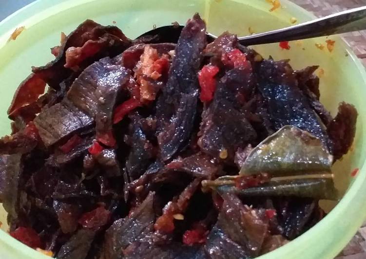 Dendeng balado kering