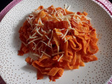 Pasta Tagliatelle con tomate