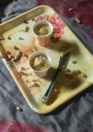 A picture of Peanuts butter.