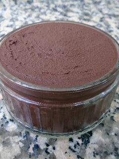 Una foto de Crema de cacao, almendras y alubias