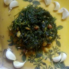 A picture of Shepu chi bhaji (dill leaves curry).