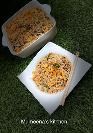 A picture of Stir fry spaghetti.