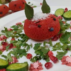 A picture of Beetroot dhokla.
