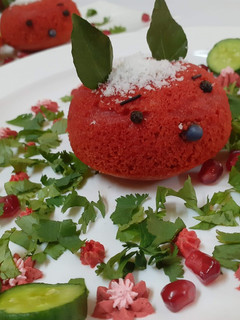 A picture of Beetroot dhokla.